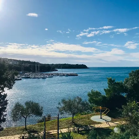 Colibri-design&beach Mit 40m2 Terrasse Und 2 Sups דירה